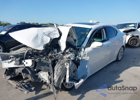 2010 Lexus Is from USA, damaged, VIN JTHBF5C26A5122477